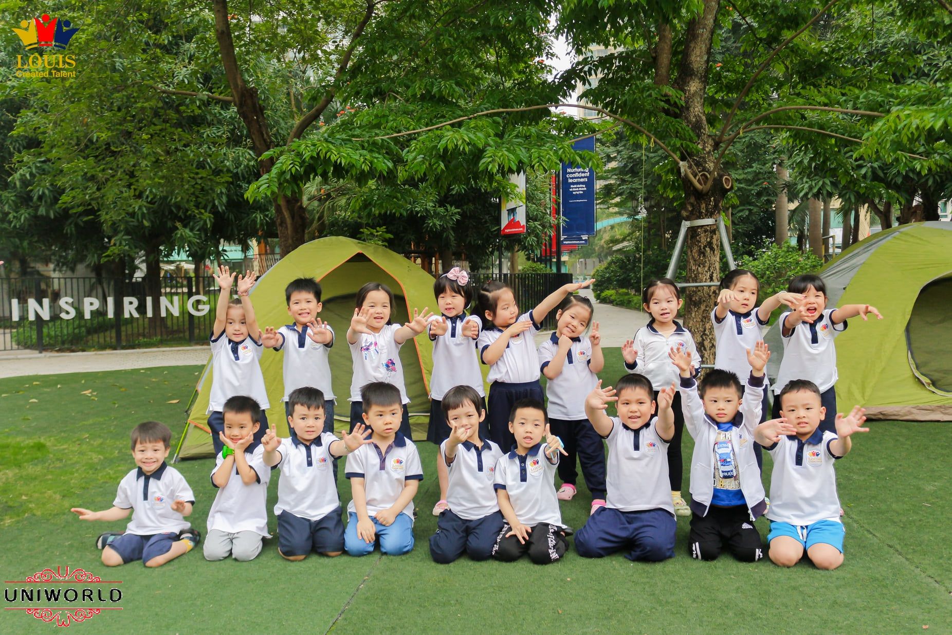 Đồng phục trường mầm non năng khiếu Louis - Hình chính