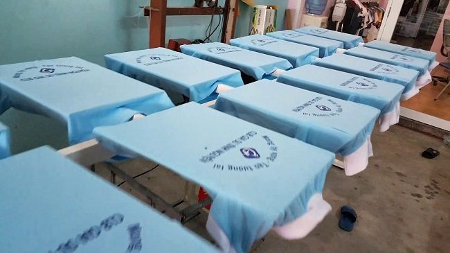 In áo đồng phục có đang dần trở nên phổ biến trong ngành may mặc