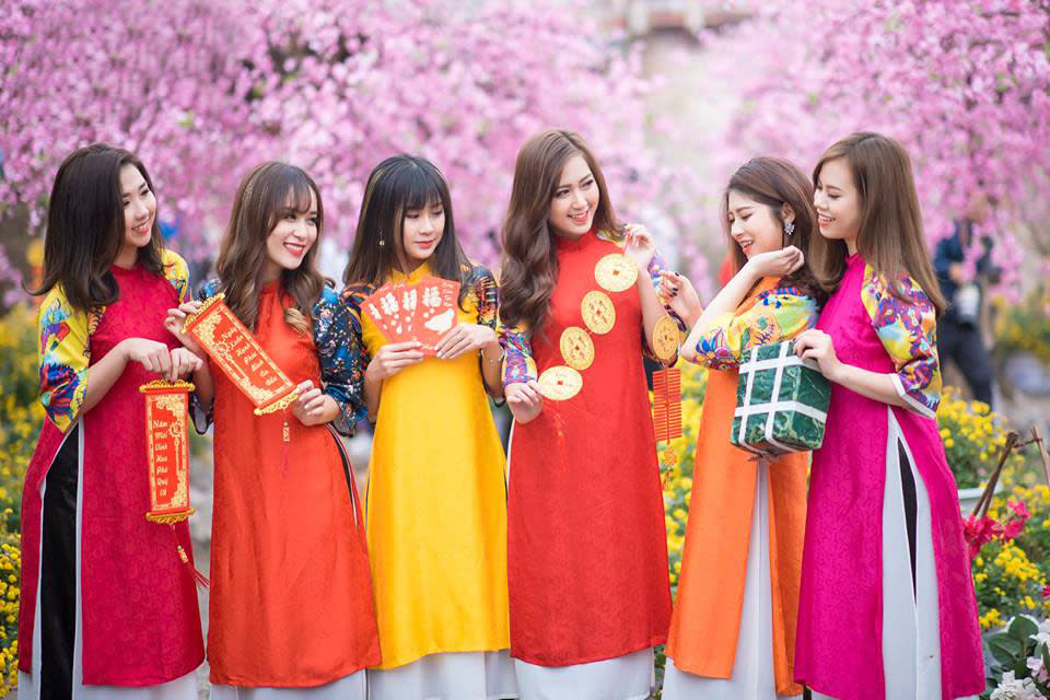 Mẫu áo dài đồng phục dáng suông