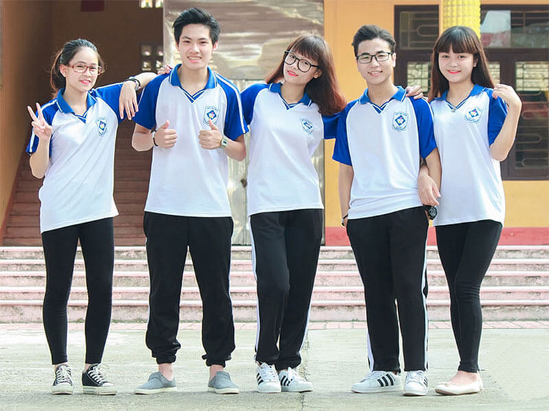 Vai may áo đồng phục học sinh là vải gì phụ thuộc vào loại áo